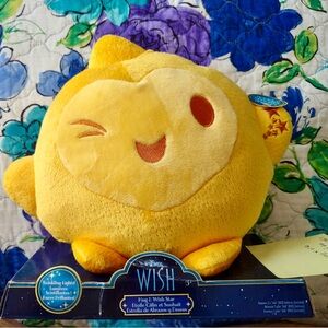 Disney New! Wish Movie Loveable Hug & Wish Light Up Interactive Plush Star NWT